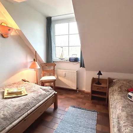 Resi Q7 Apartament Prerow